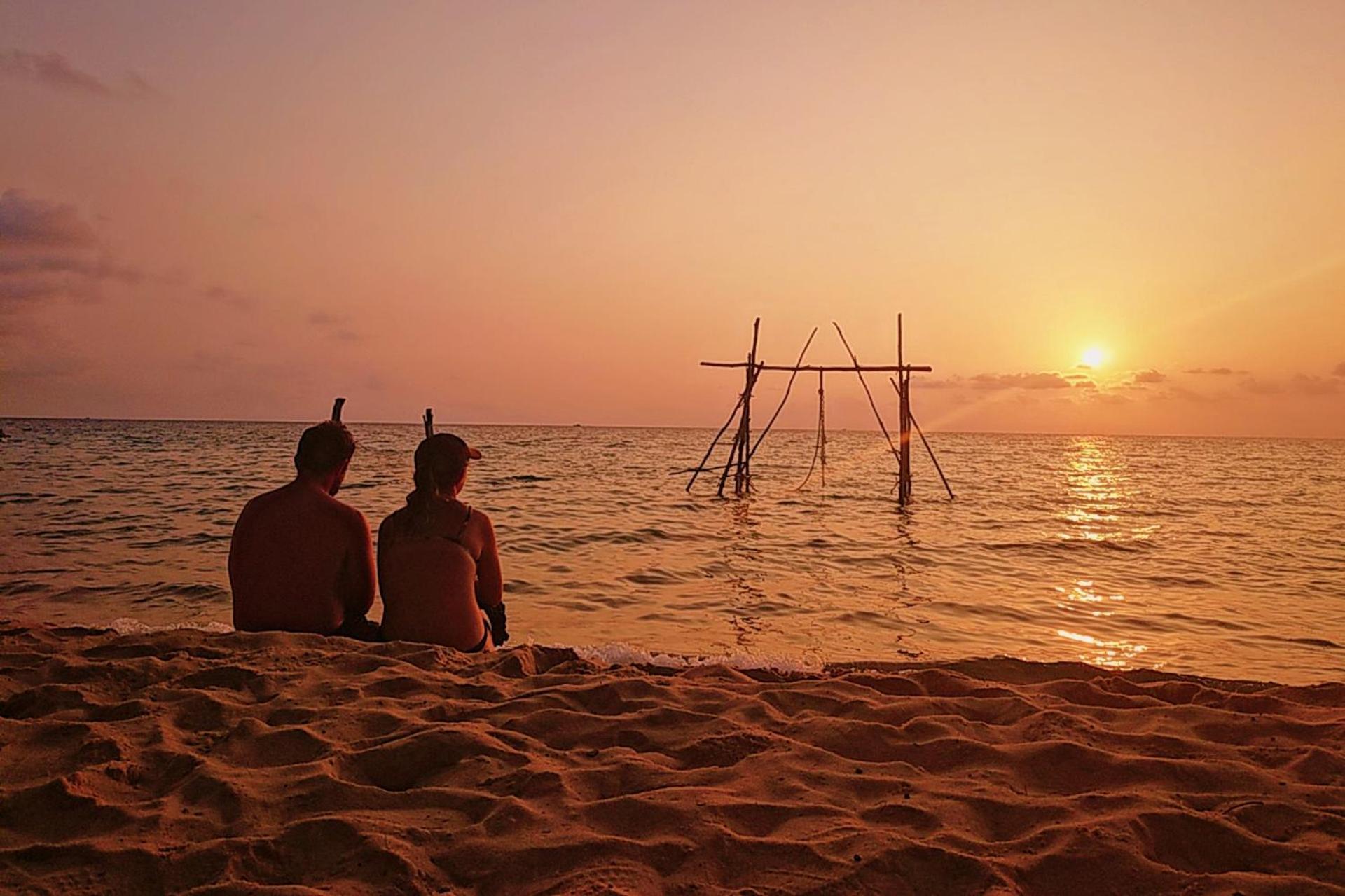 Paradise Sunset Beach Đảo Koh Rong Samloem Ngoại thất bức ảnh