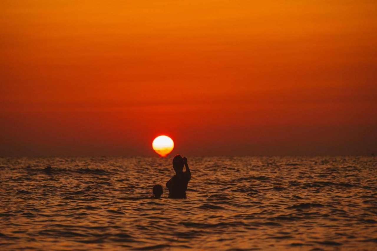 Paradise Sunset Beach Đảo Koh Rong Samloem Ngoại thất bức ảnh